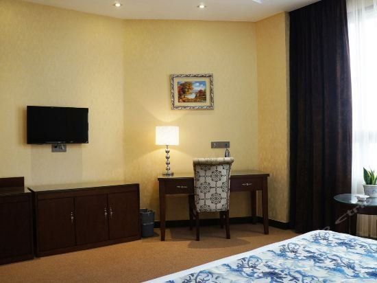Hotel Photo 6