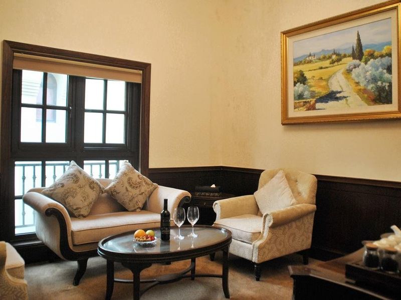 Hotel Photo 6