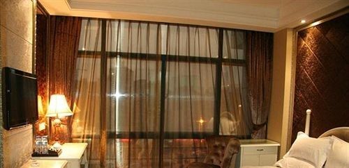 صورة الفندق 8