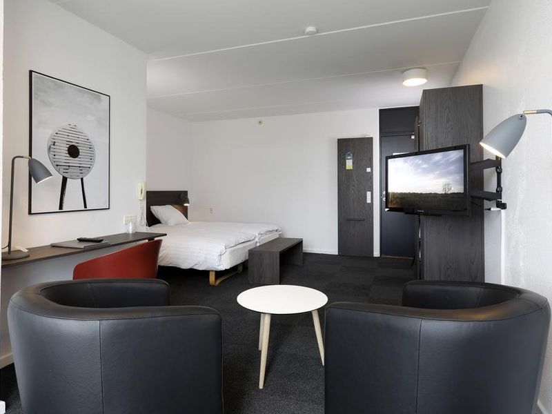 Hotel Photo 9