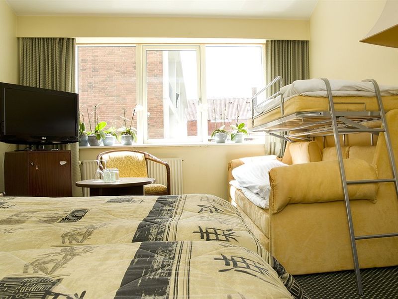 Hotel Photo 1