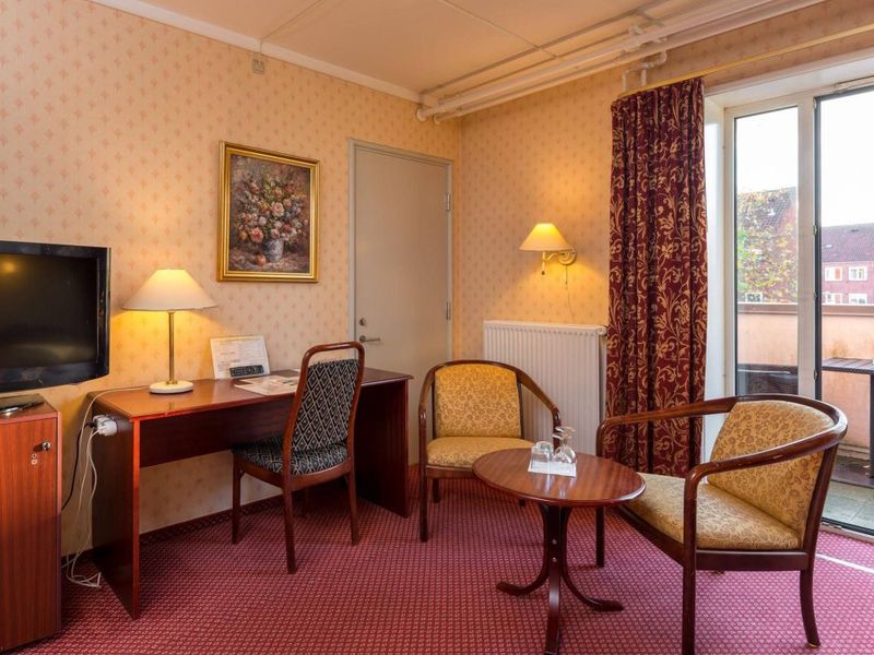 Hotel Photo 7