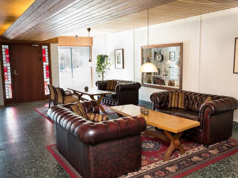 Hotel Photo 8