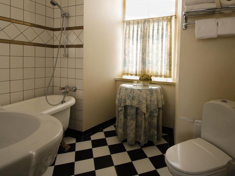Hotel Photo 9
