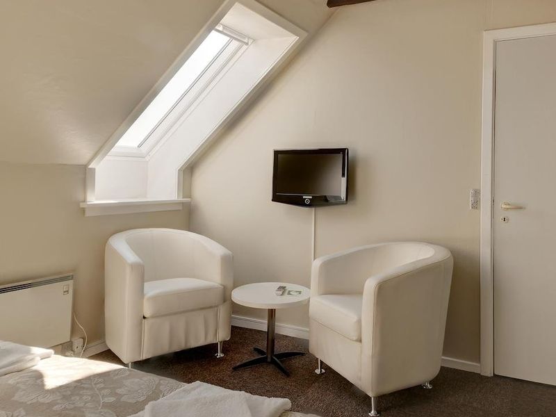 Hotel Photo 12