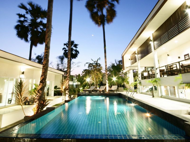 Hotel Photo 1