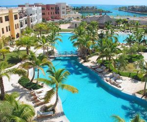 MARINA SANDS LUXURY  BEACH RESORT Punta Cana Dominican Republic