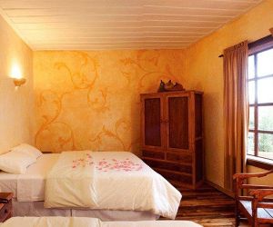 Hotel Casa del Aguila Cuenca Ecuador