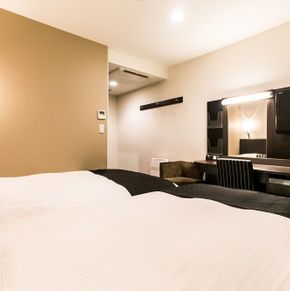 NearBy Hotel