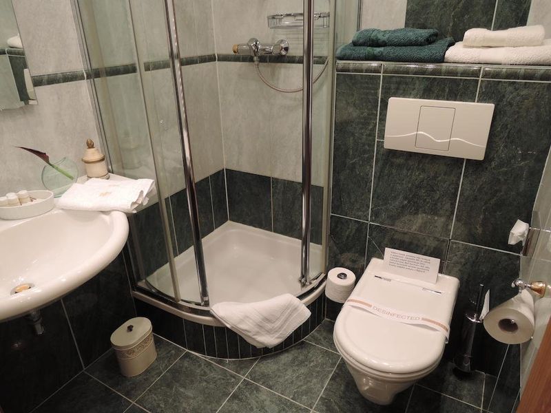 Hotel Photo 9