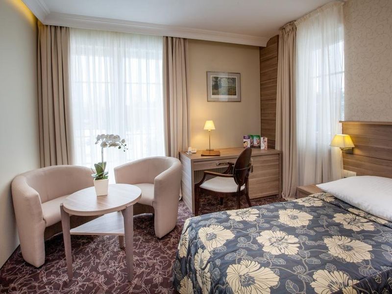 Hotel Photo 3