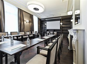 Hotel Photo 11