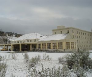 Mammoth Hot Springs & Cabins Gardiner United States