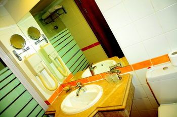 Hotel Photo 9