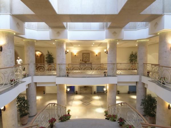 Hotel Photo 9
