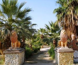 The Two Lions Ecolodge Izbat an Namus Egypt