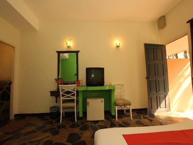 Hotel Photo 3