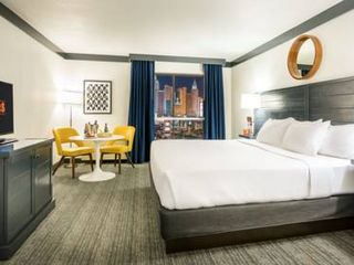 Фото отеля OYO Hotel and Casino Las Vegas