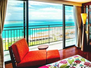 Фото отеля Southern Beach Hotel & Resort