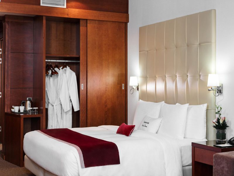 Hotel Photo 1