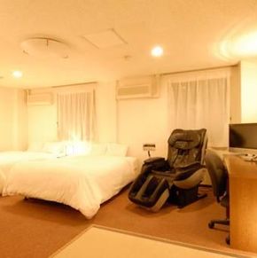 NearBy Hotel