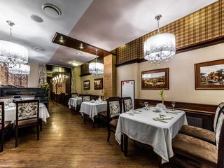 Cronwell Inn Стремянная