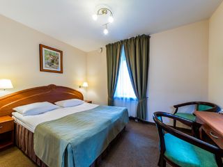 Cronwell Inn Стремянная