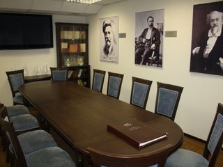 Cronwell Inn Стремянная
