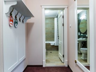 Cronwell Inn Стремянная