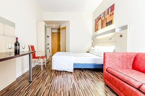 Hotel Photo 3