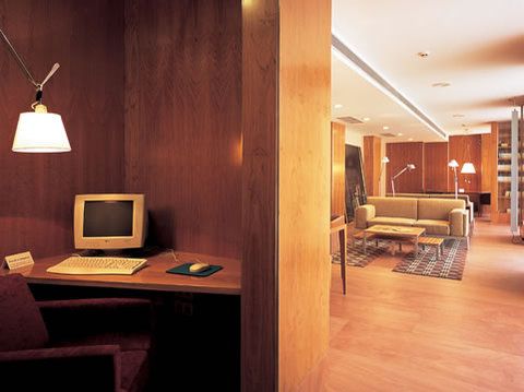 Hotel Photo 6