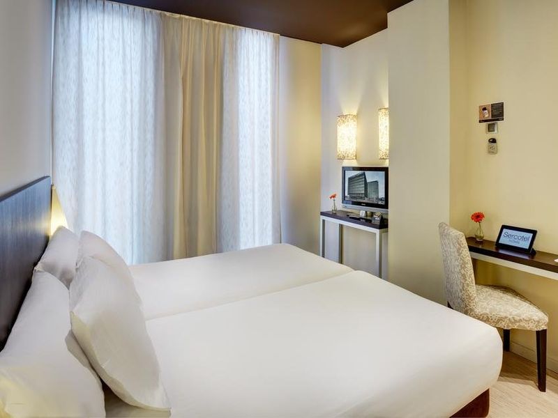 Hotel Photo 3