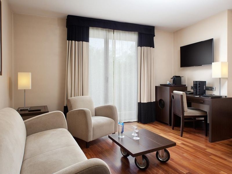 Hotel Photo 6