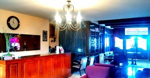 Hotel Photo 12