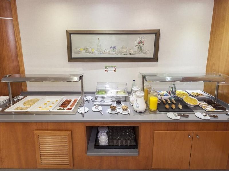 Hotel Photo 10