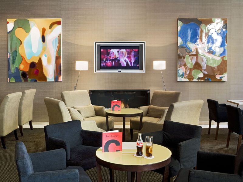Hotel Photo 8