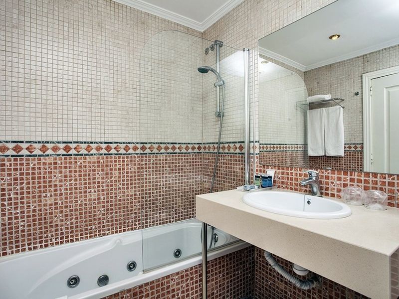 Hotel Photo 9