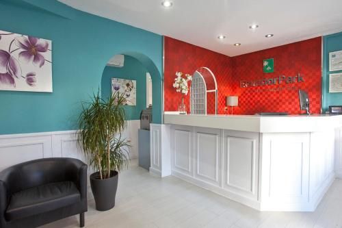 Hotel Photo 9