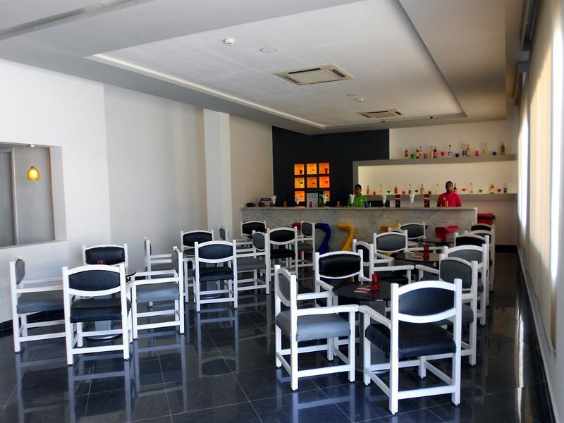 Hotel Photo 12