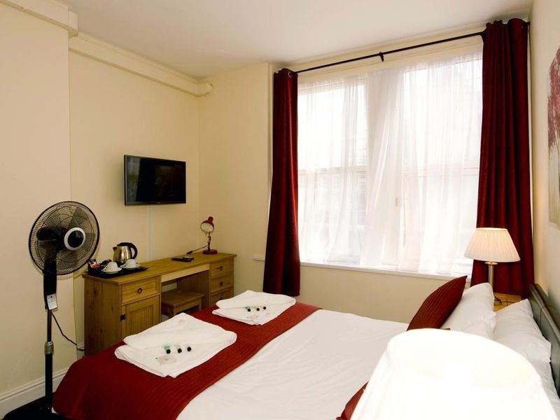 Hotel Photo 1