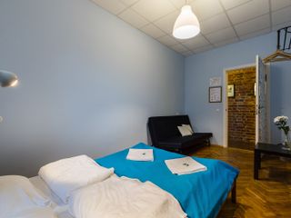 Hostel 1912