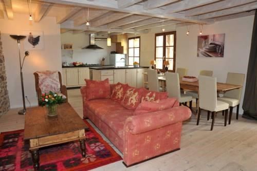 Holiday Home Les Trois Roussines