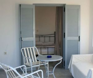 Lazino Studios and Apartments Naoussa Greece