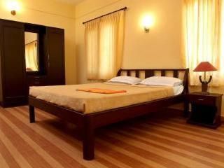 Emarald Crescent Resort