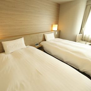 NearBy Hotel
