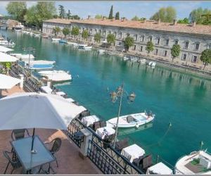 Acqua Verde Appartamenti Peschiera del Garda Italy