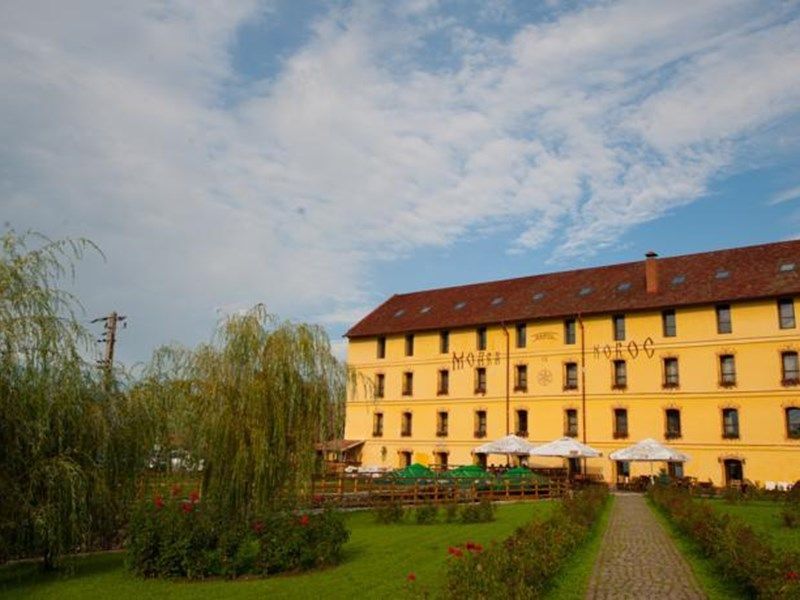 Hotel Photo 1