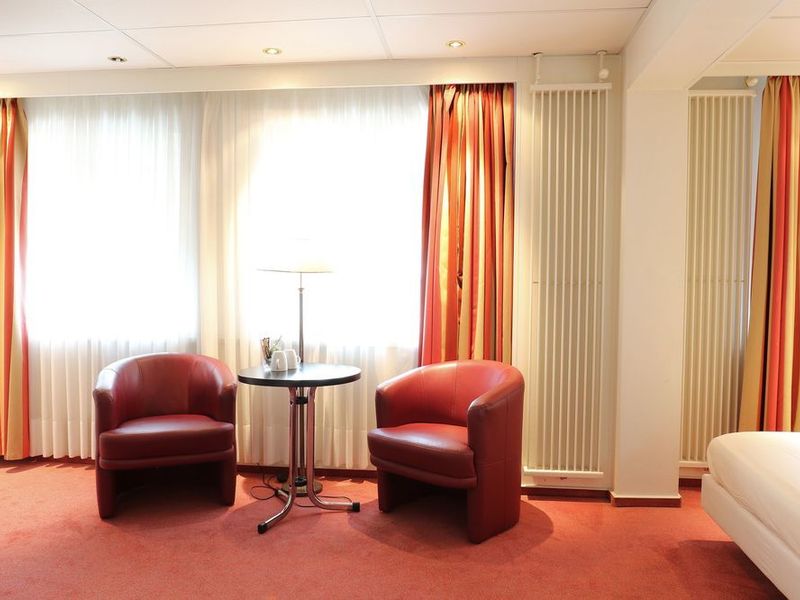 Hotel Photo 8