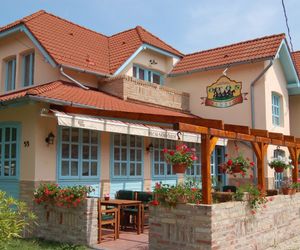Ötösfogat Panzió Siofok Hungary