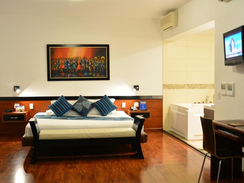 Hotel Photo 3